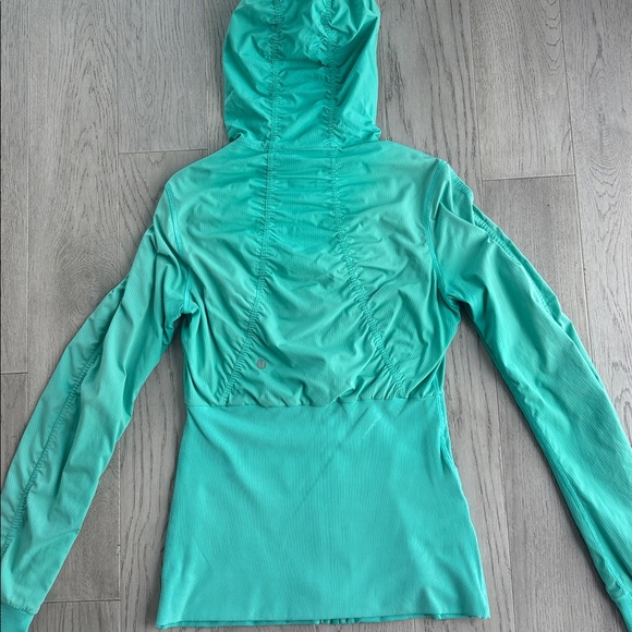Lululemon Full Zip Dance Studio Jacket Light Green Hooded Size 8 - Picture 4 of 6